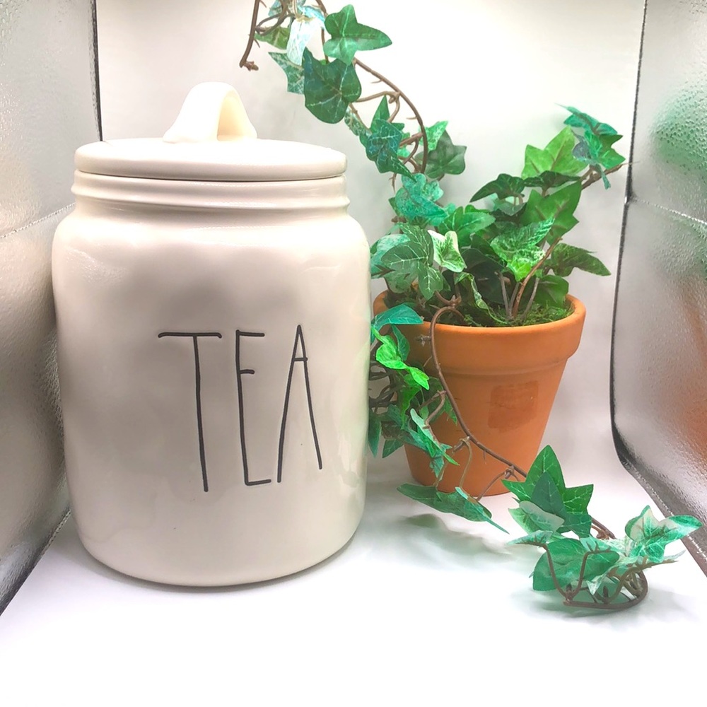 ‼️SALE‼️✨HP✨RAE DUNN ‘Tea’ Canister, Large, Ceramic, Flat Top, Long Letter